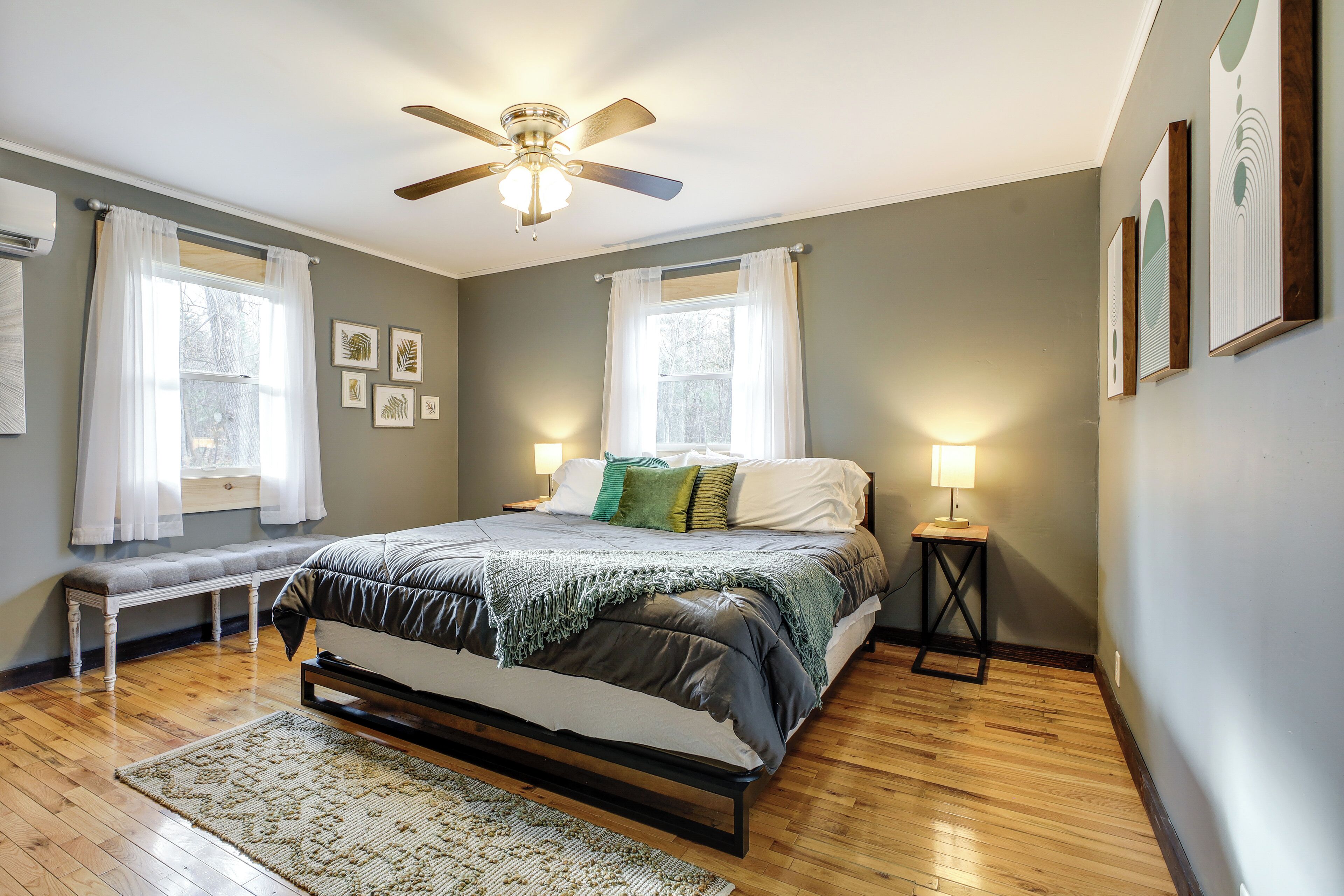 House (2 Bedrooms) | Interior