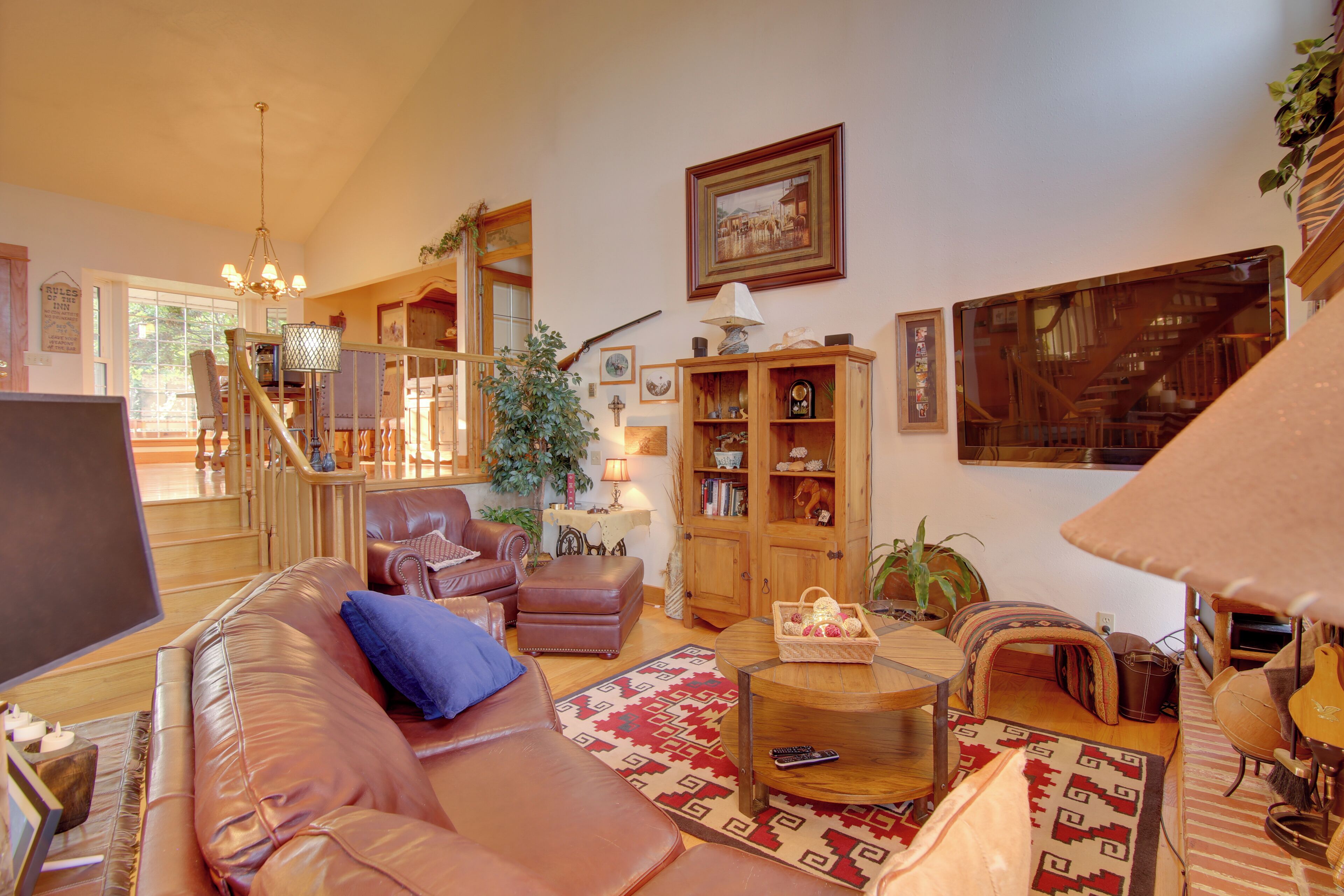 Rumah (6 Bedrooms) | Interior