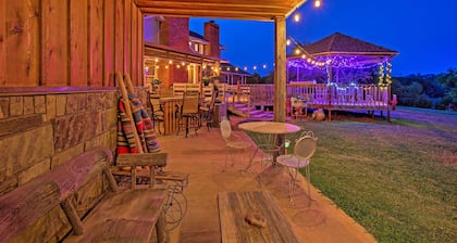 Red Bluff Inn & Retreat w/ Entire Ranch on Lake!