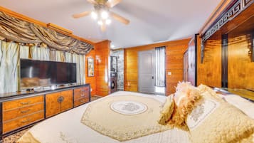๋น๋ผ (5 Bedrooms) | ๋ด๋ถ