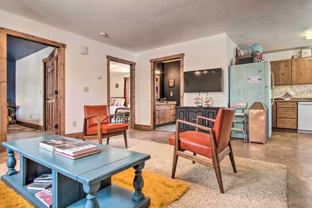 Chic Retro Retreat in Choteau: Walk to Dtwn! - Power, MT