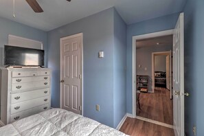 Cottage (2 Bedrooms) | Interior