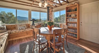 Secluded Mountain Hideaway < 8 Miles to Bass Lake!
