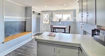 Quiet Family Home - 12 Miles to Pomona State Park!