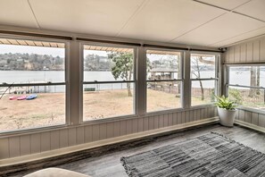 House (2 Bedrooms) | Bahagian dalam