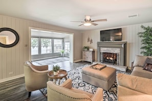 House (2 Bedrooms) | Interior