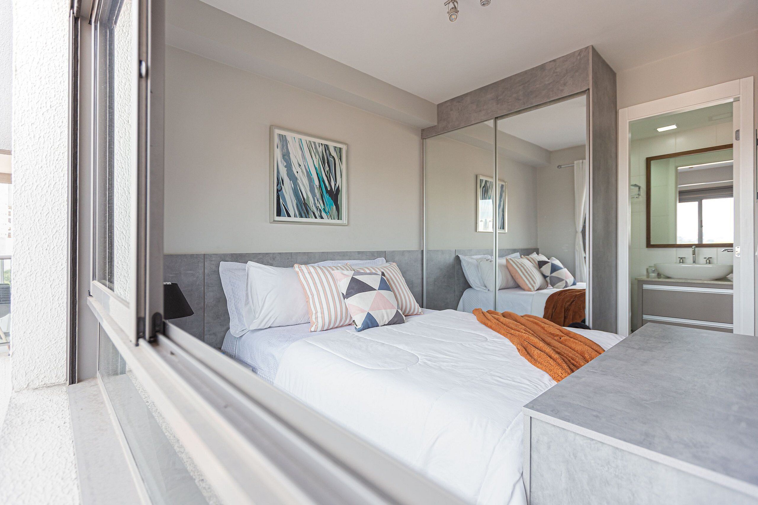 Business Apartment | Desk, free WiFi