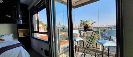 Business Apartment | 1 bedroom, desk, free WiFi