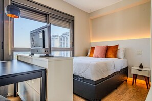 Basic Apartment | Desk, free WiFi