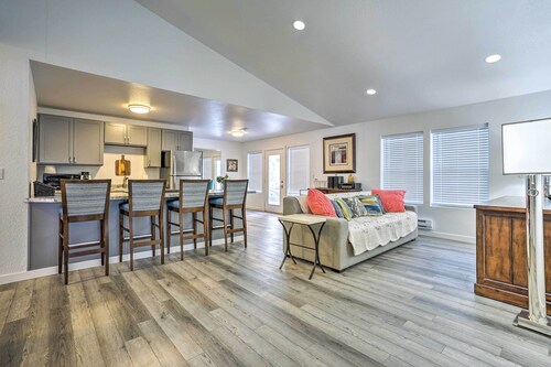 Cozy Darrington Cottage w/ Grill, Near Trails