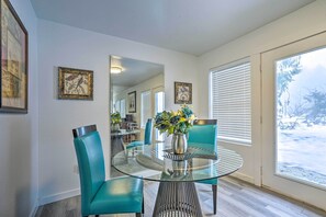 Cottage (1 Bedroom) | Interior - Cozy Darrington Cottage w/ Grill, Near Trails (Darrington)