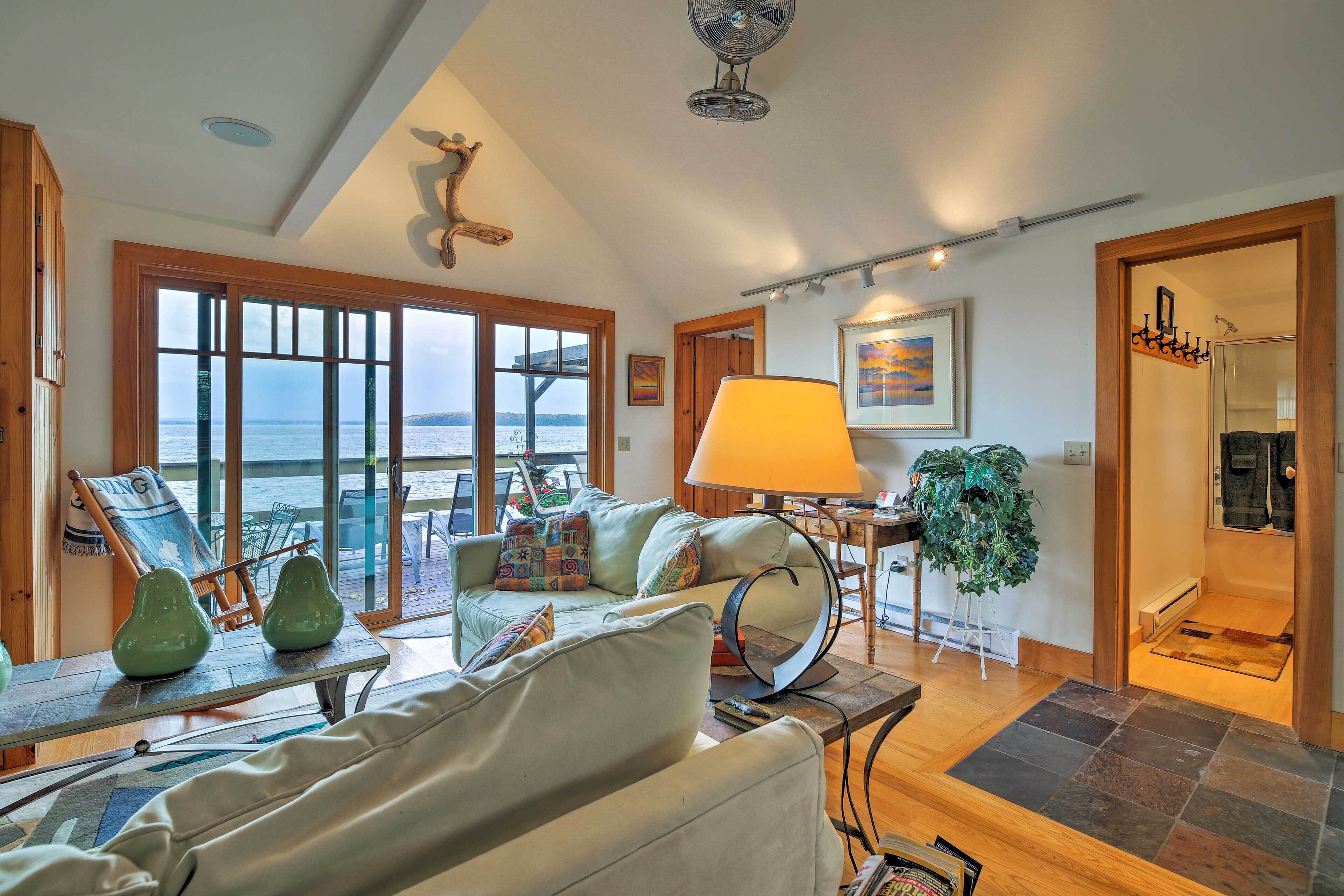 Cottage (2 Bedrooms) | Interior