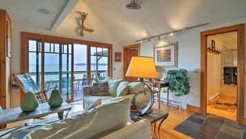 Cottage (2 Bedrooms) | Interior