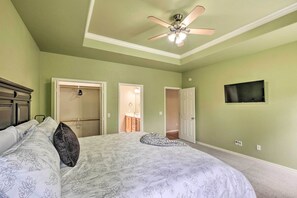 Interior - Bella Vista Home w/ Yard: Half Mile to Trails! (Bella Vista)