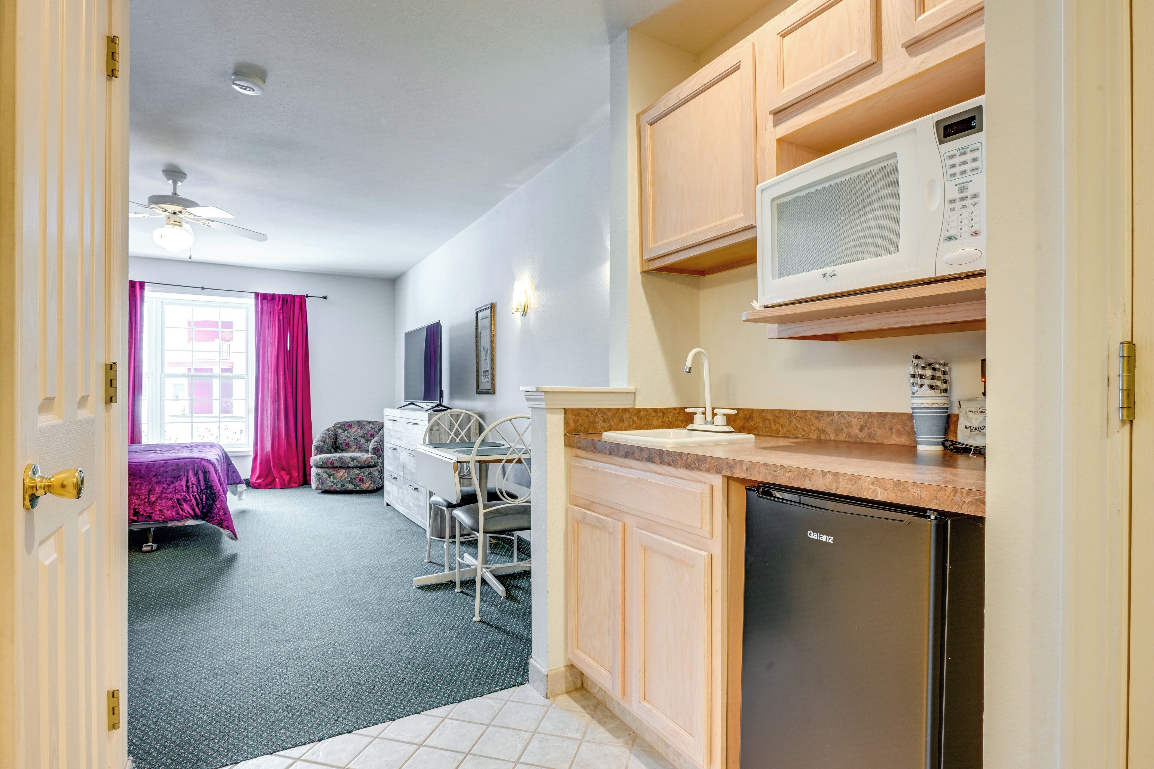 Apartment (0 Bedroom) | Interior