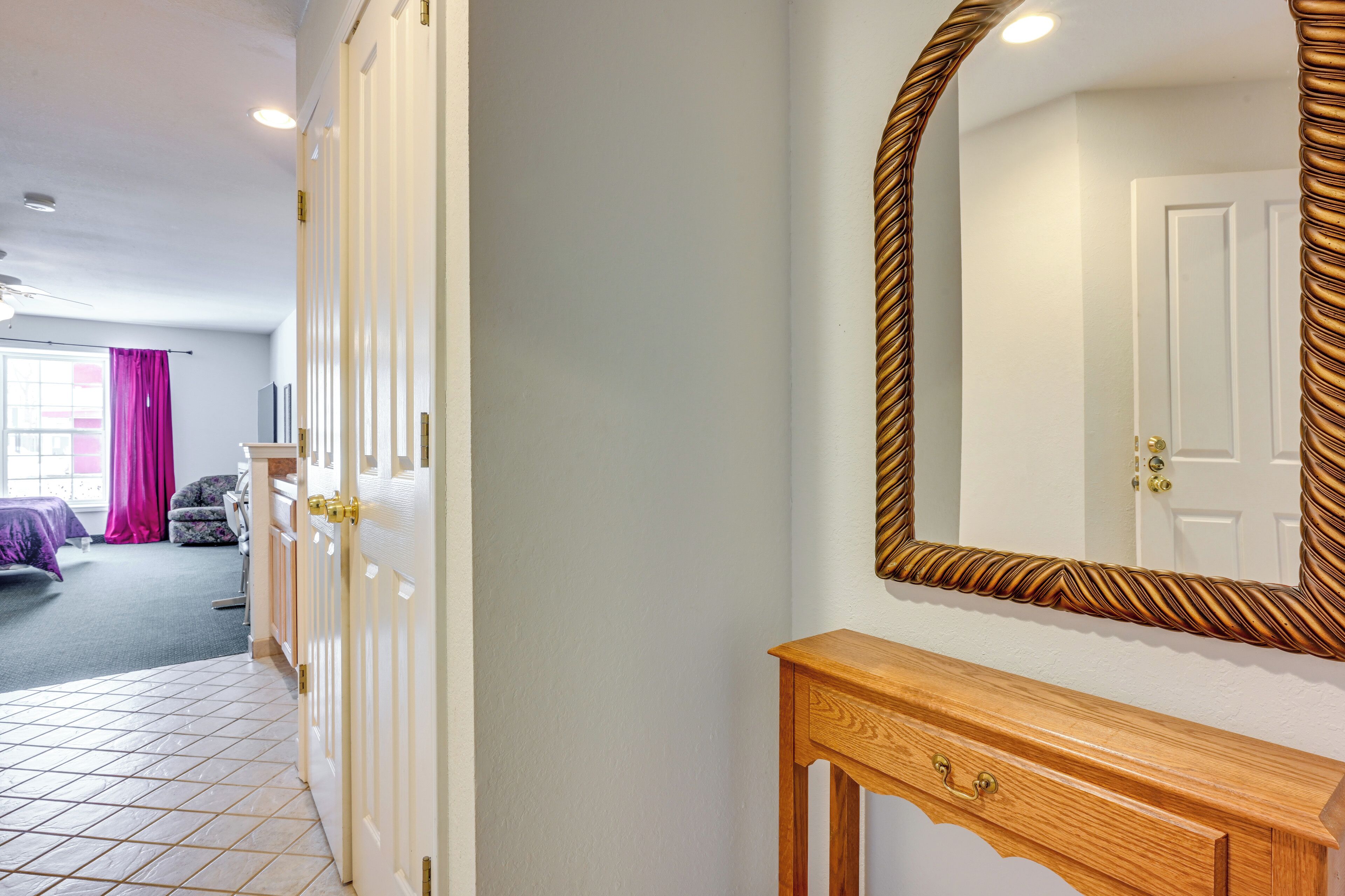 Apartment (0 Bedroom) | Interior