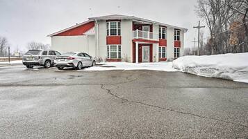 Apartment (0 Bedroom) | Interior