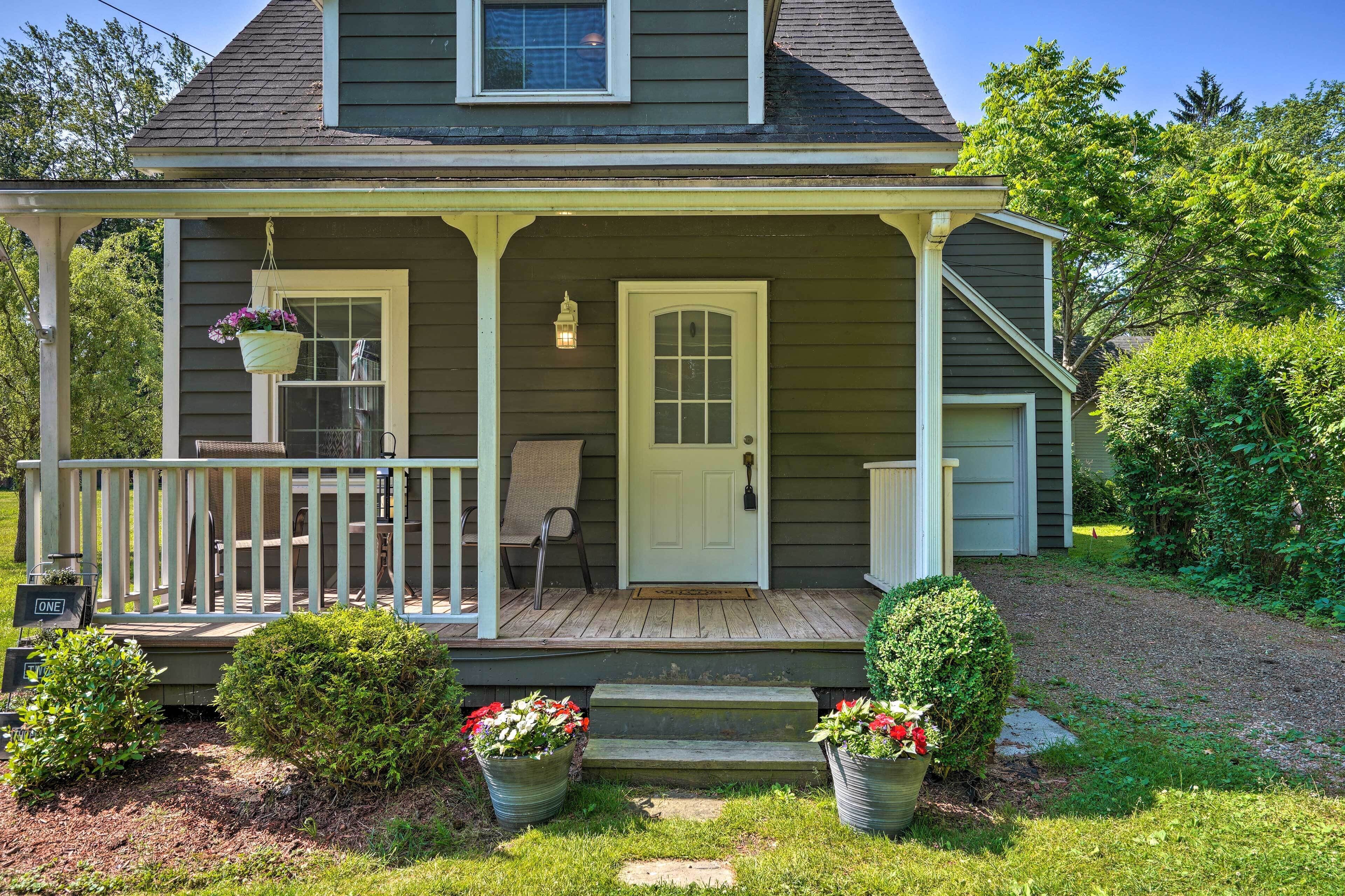 Cottage (2 Bedrooms) | Interior