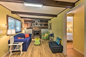 House (2 Bedrooms) | Interior - Rustic Hideaway w/ Fire Pit < 1 Mi to River! (Hillsboro)