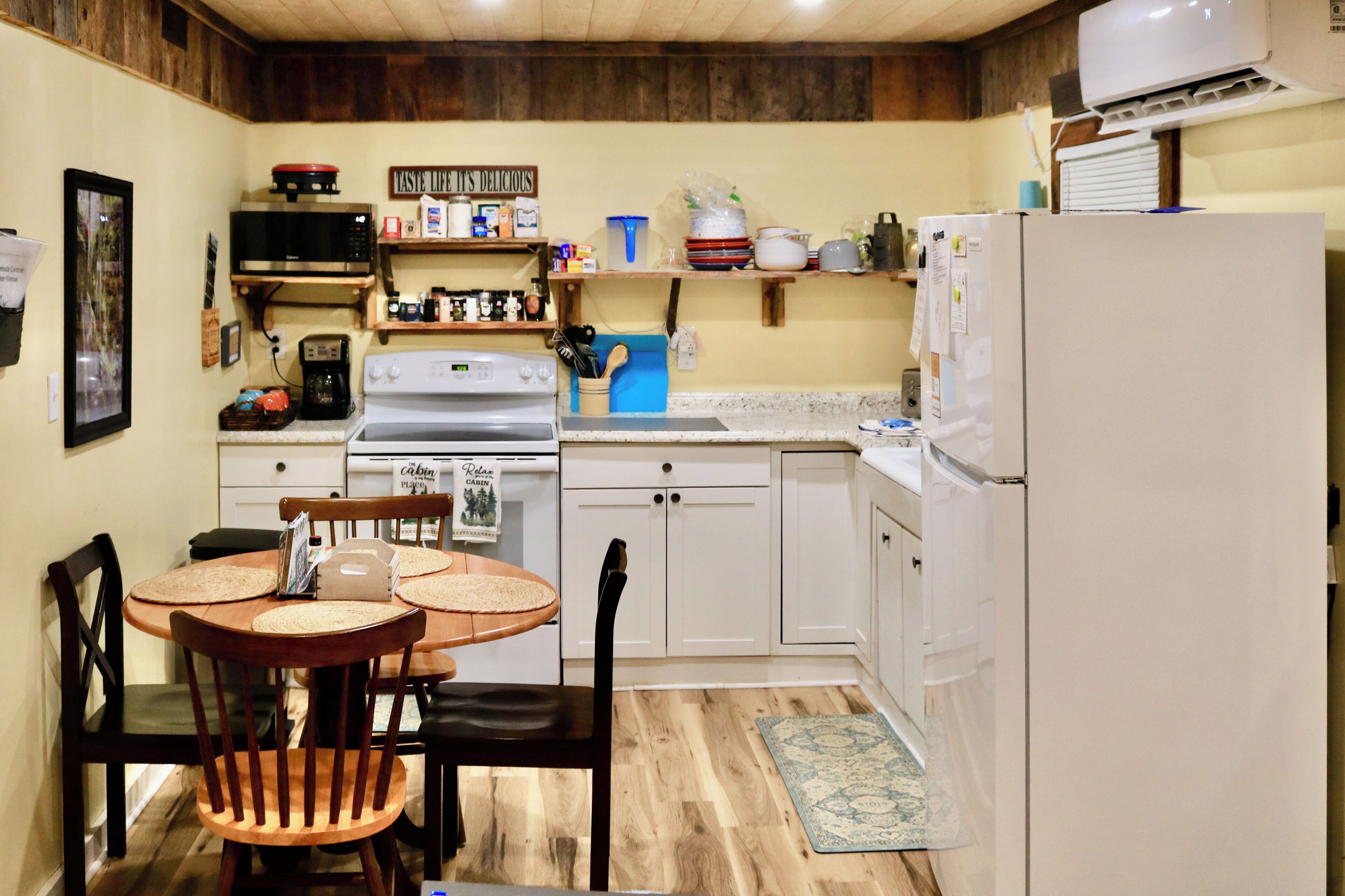 المنشأة من الداخل