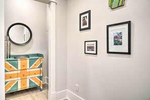 Apartment (0 Bedroom) | Interior