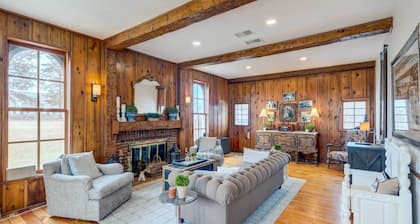 Historic Brookfield Farm Home ~ 14 Mi to Milwaukee