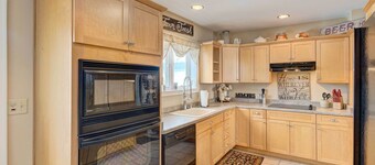 Historic Brookfield Farm Home ~ 14 Mi to Milwaukee