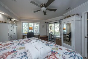 1 室のベッドルーム、アイロン / アイロン台、WiFi (無料)、ベッドシーツ