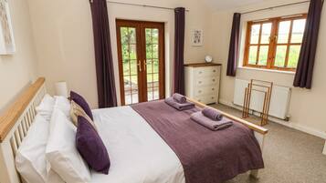 3 室のベッドルーム、客室ごとに異なる装飾、客室ごとに異なるインテリア、WiFi (無料)