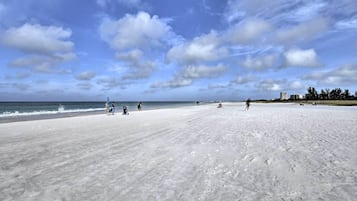 Cottage (2 Bedrooms) | Interior