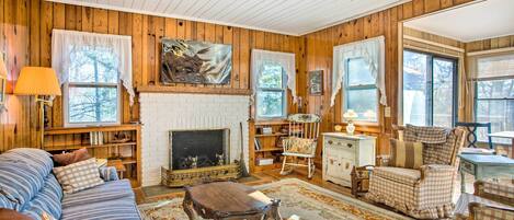 House (2 Bedrooms) | Front of property