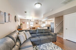 Apartment (3 Bedrooms) | Interior - Inviting Cheyenne Townhome ~ 4 Mi to Downtown (Cheyenne)