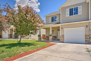 Apartment (3 Bedrooms) | Interior - Inviting Cheyenne Townhome ~ 4 Mi to Downtown (Cheyenne)