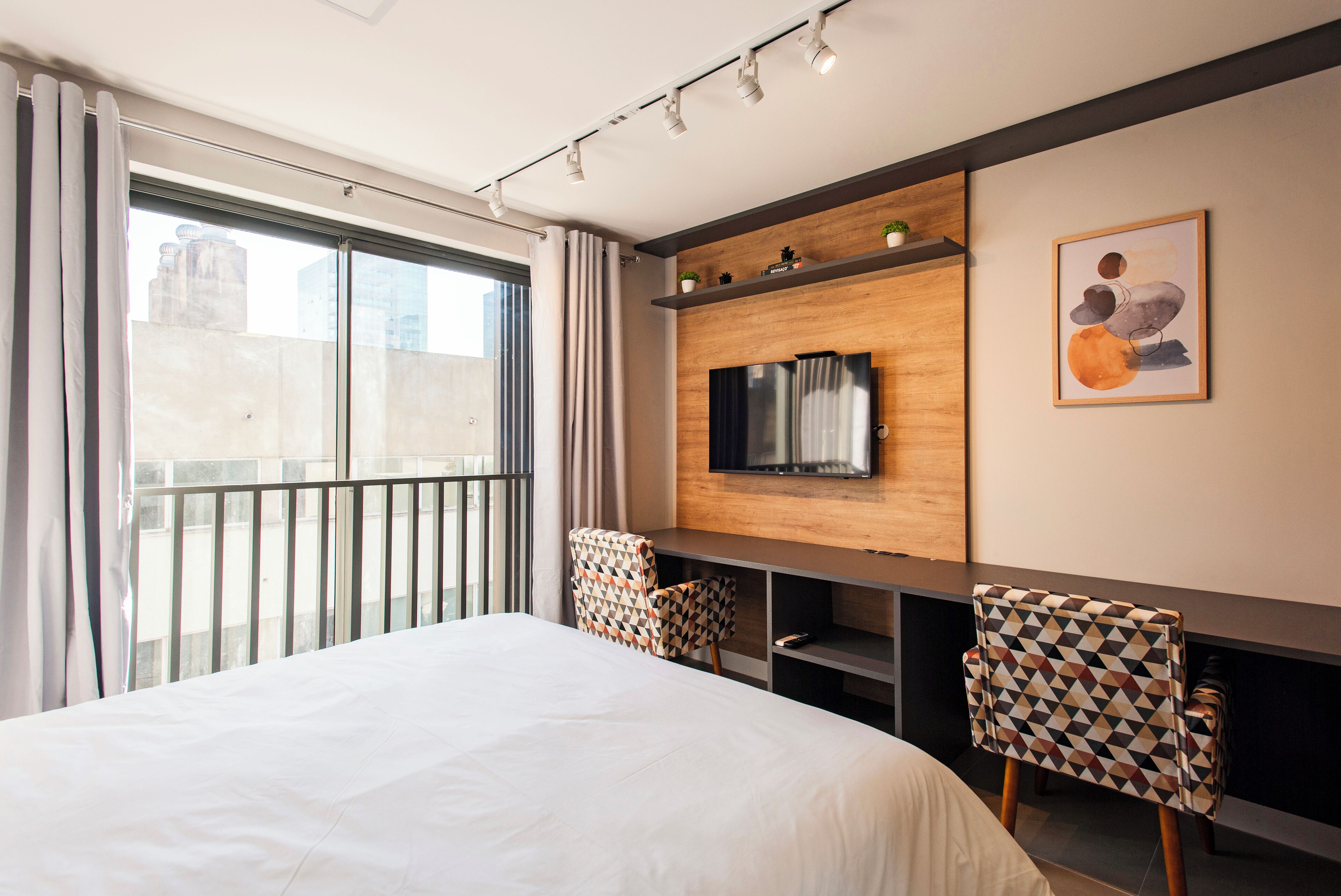 studio, 1 double bed | desk, laptop workspace, free wifi, bed sheets