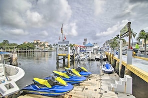 House (3 Bedrooms) | Interior - Upscale Home w/ Hot Tub: Walking Distance to Beach (Pompano Beach)