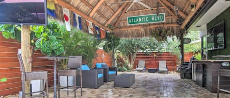 Rumah (3 Bedrooms) | Bagian depan properti