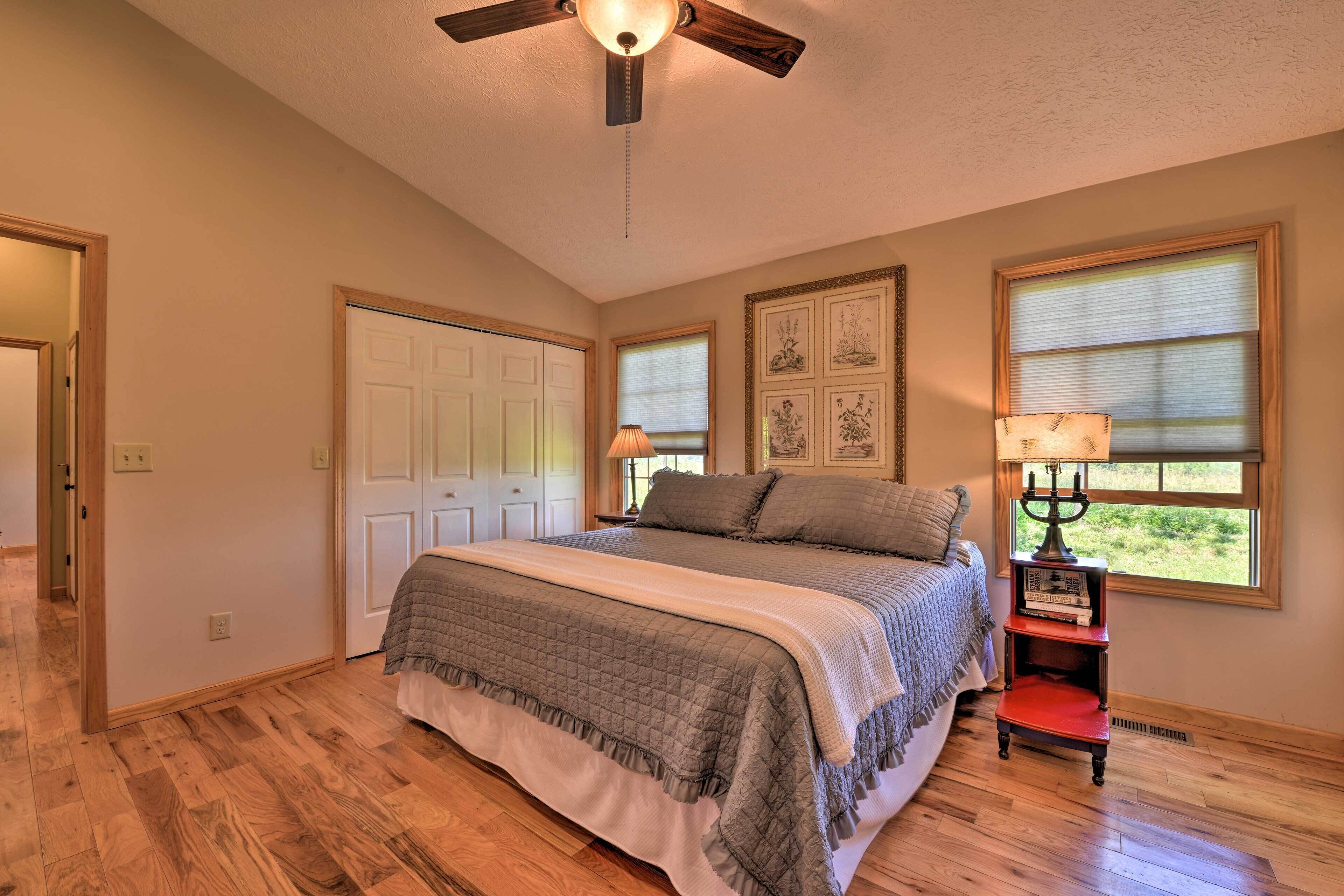 House (2 Bedrooms) | Interior