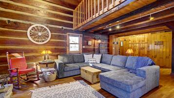 Rumah (2 Bedrooms) | Interior