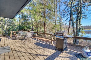 House (3 Bedrooms) | Interior - Near Skiing: Lakefront Gem w/ Kayaks in Long Pond (Long Pond)