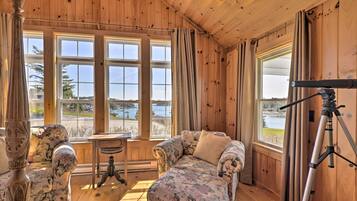 Cottage (3 Bedrooms) | Interior