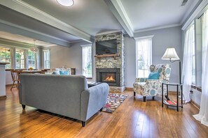 Cottage (2 Bedrooms) | Front of property