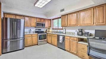 Nhà (3 Bedrooms) | Nội thất