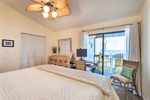 Apartment (2 Bedrooms) | Interior - N Topsail Beach Condo: Panoramic Ocean Views! (Sneads Ferry)