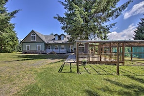 Interior - Serene South Bend Family Escape; Dogs Welcome (South Bend)