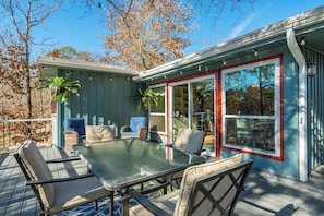 House (3 Bedrooms) | Interior - Lakefront Home w/ Dock: 10 Mi to Central Ave! (Hot Springs)