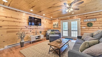 House (3 Bedrooms) | Front of property