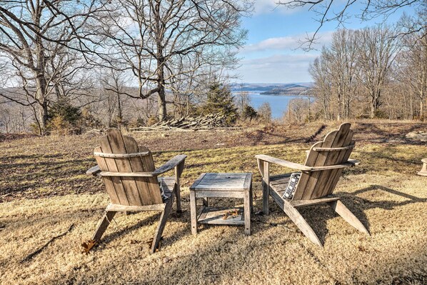 House (4 Bedrooms) | Interior - Outdoor Family Fun: Large Home by Beaver Lake! (Eureka Springs)