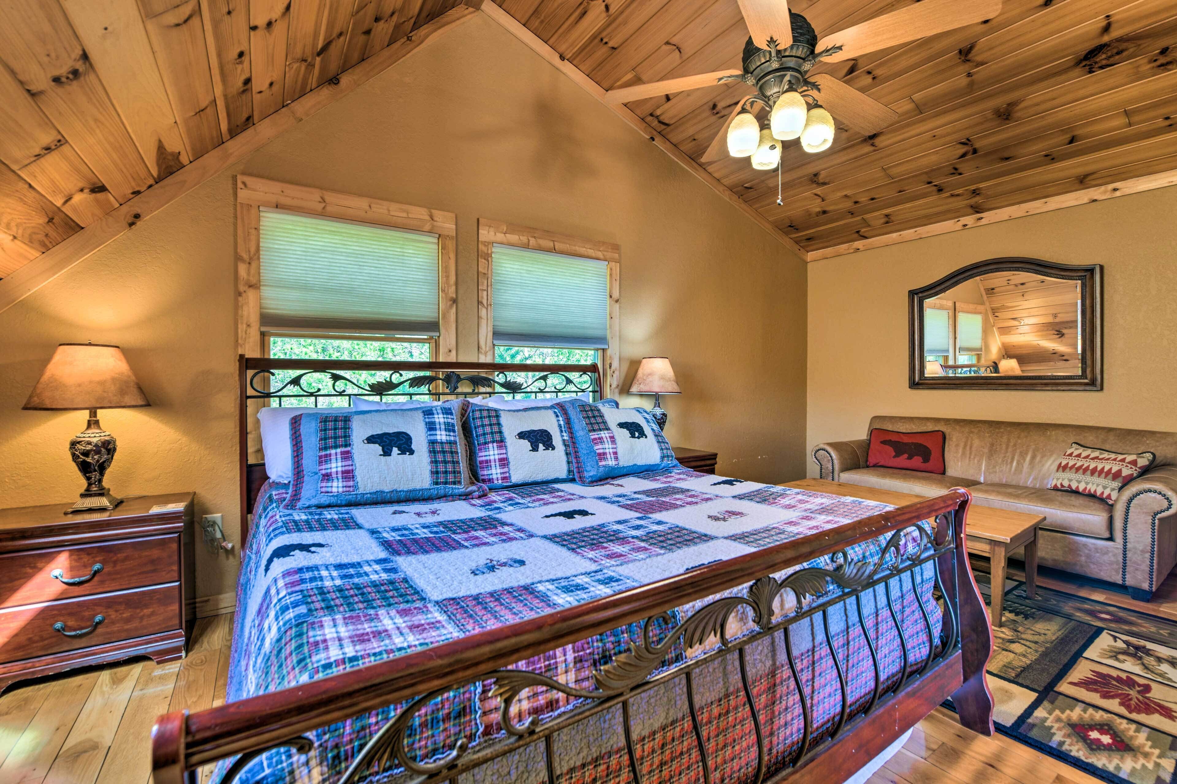House (3 Bedrooms) | Interior