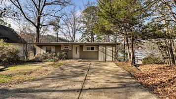 Cottage (3 Bedrooms) | Interior