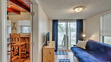 Cottage (3 Bedrooms) | Interior